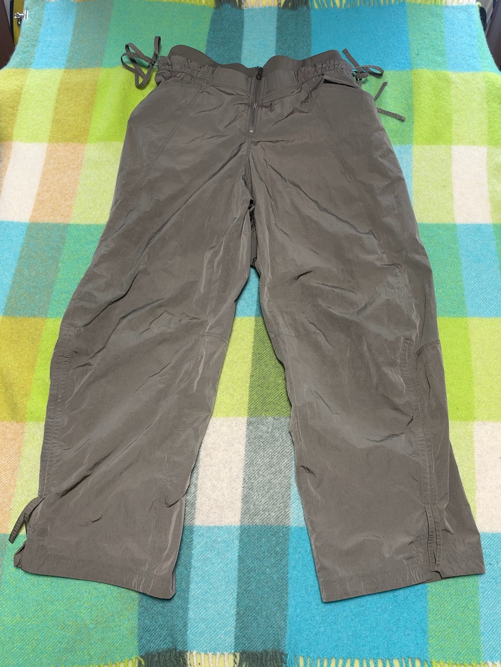Lululemon Cinchable Nomad Wide Leg High Rise Zip Fly Drawstring Pants Women’s